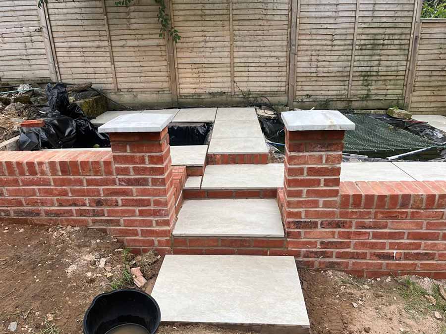 Brickwork and brick retaining walls in the Midlands.